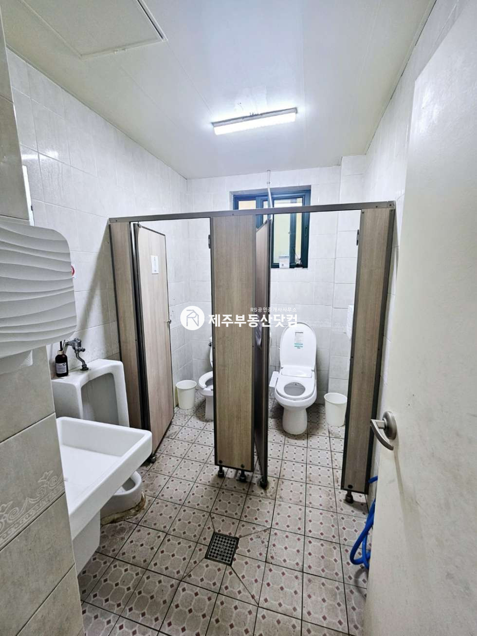 제주 제주시 도두일동 [도두일동]도두 사거리 도로변/1층식당/무권리 연세 매물번호 12940 사진 4