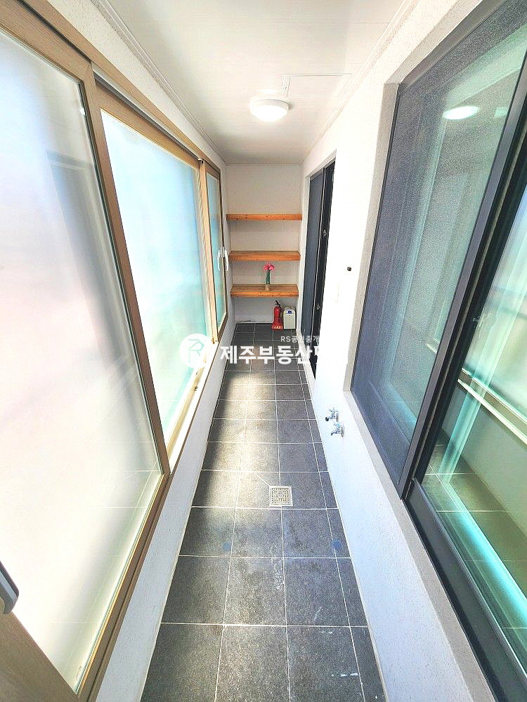 제주 제주시 삼도일동 532-10 [삼도일동] 서사라사거리 부근 #준신축 #방3화2 #매매 매매 매물번호 13564 사진 9