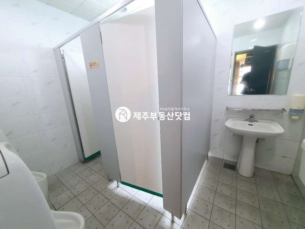 제주 제주시 화북일동 ﻿﻿[화북일동/삼화지구]/삼화초도로변/식당가능/넓은평수/무권리 월세 매물번호 11714 사진 4