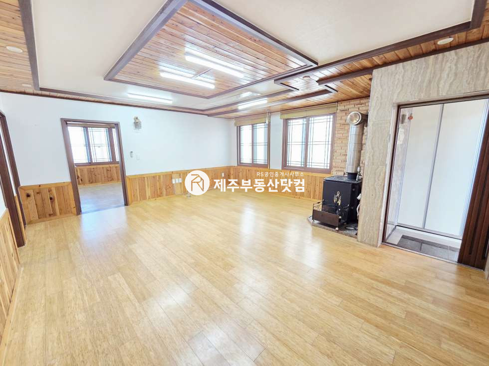 제주 제주시 일도이동 367-7 [일도이동] 일도이동/인제사거리인근/넓은평수/방4개/욕실2/년세 연세 매물번호 13338 사진 3