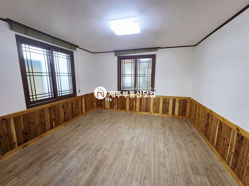 제주 제주시 일도이동 367-7 [일도이동] 일도이동/인제사거리인근/넓은평수/방4개/욕실2/년세 연세 매물번호 13338 사진 8