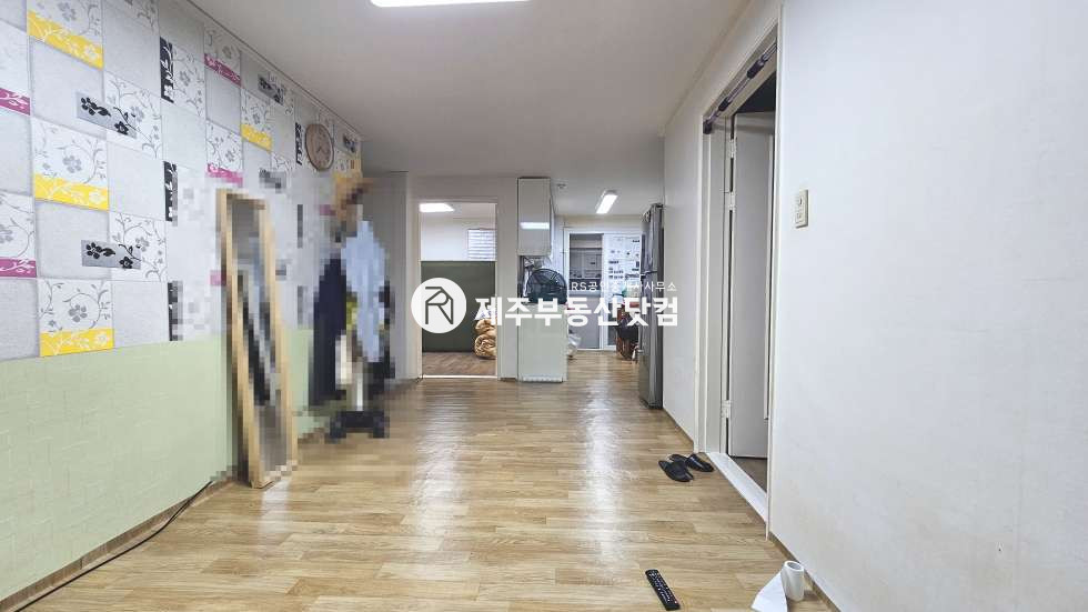 제주 제주시 도남동 70 수선화아파트다동 [도남동] 수선화1차 #급매 #고층 #방3화1 #협의입주 매매 매물번호 13400 사진 2