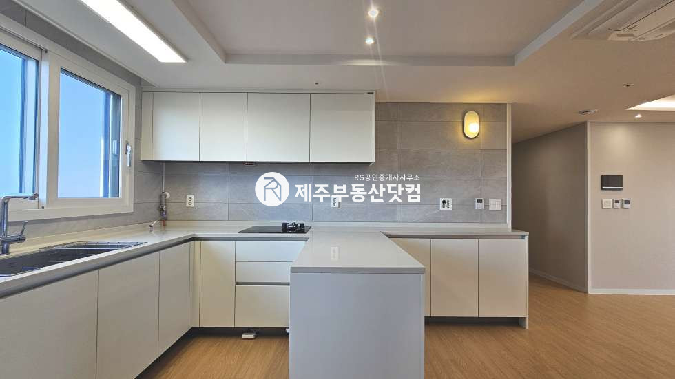 제주 제주시 화북이동 5762 [화북이동] 화북세원멤버스 #준신축 #탁트인조망 #2주차 가능 #특별혜택 매매 매물번호 13396 사진 6