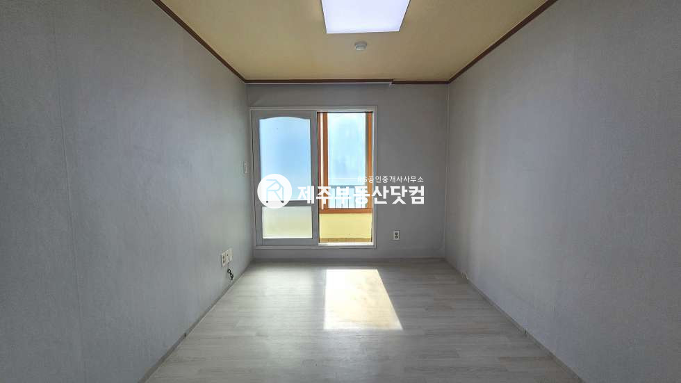제주 제주시 이호이동 116-3 [이호이동] 대일아파트 #급매 #리모델링 완료 #방3화1 매매 매물번호 13376 사진 6