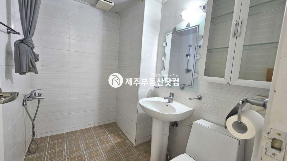 제주 제주시 이호이동 116-3 [이호이동] 대일아파트 #급매 #리모델링 완료 #방3화1 매매 매물번호 13376 사진 9